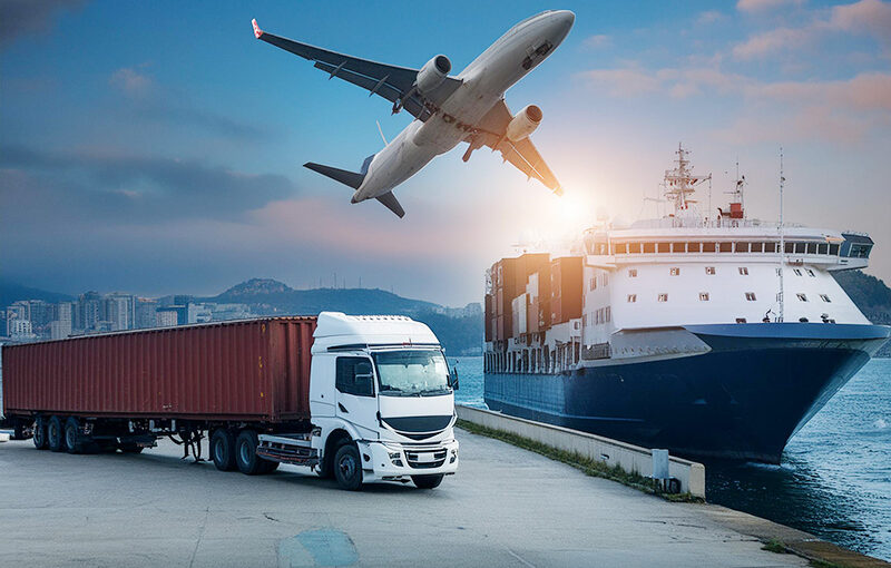 Liên hệ với công ty vận chuyển để đưa hàng hóa về Việt Nam.